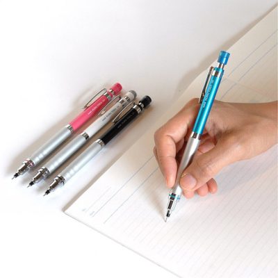 استفاده از اتود یا مداد مکانیکی - use-of-mechancal-pencil