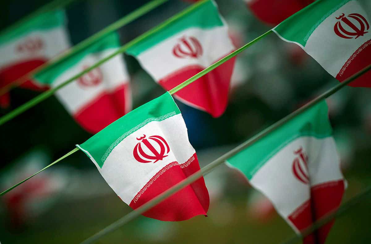 پرچم ایران ریسه ای مثلثی